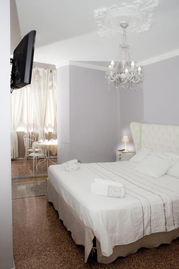 B&B Elisir Albenga Exterior photo